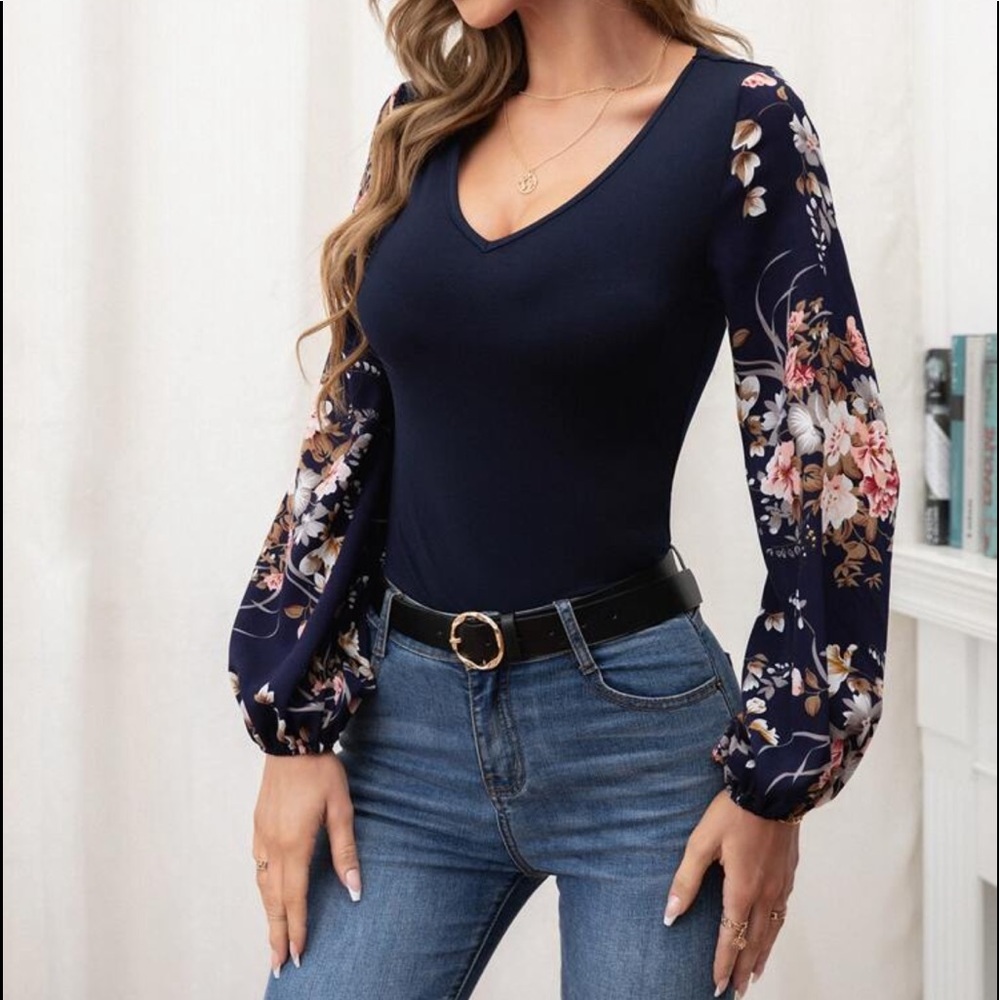 Boho Floral Print Fitted Top Long Sleeves - Picture 3 of 5